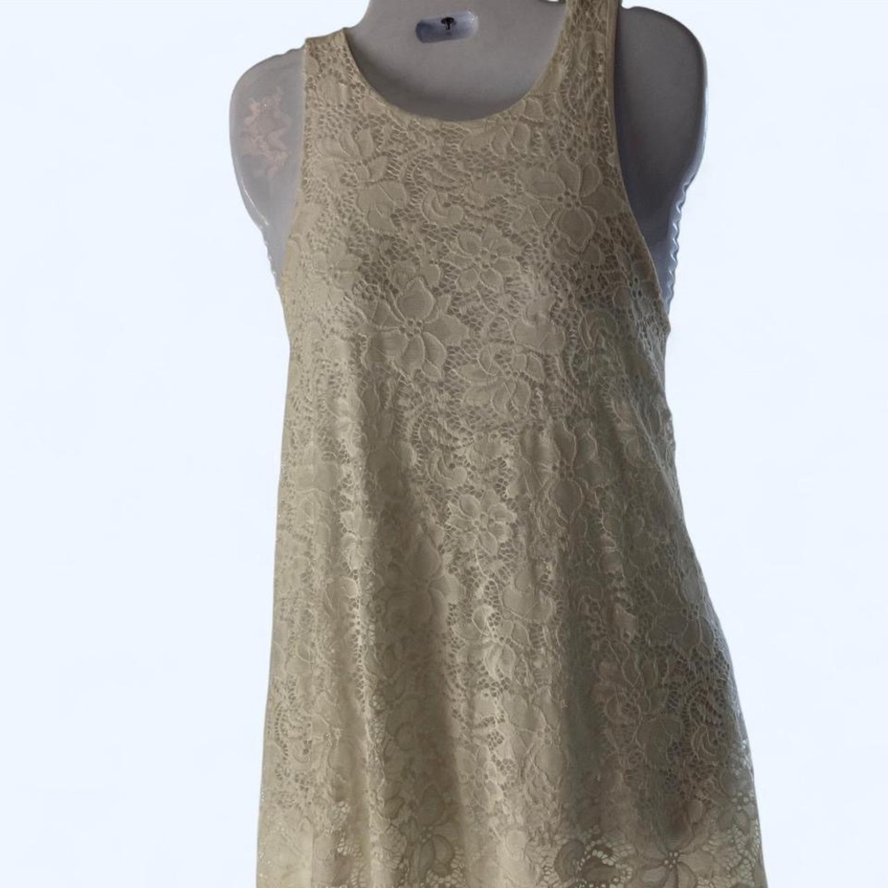 Ginger G Ivory Lace Sleeveless Dress with Keyhole back M